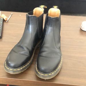 Dr. Martens Chelsea boot